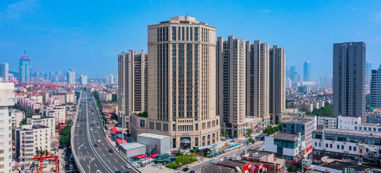 遇见·海悦天蓝公寓(青岛五四广场宁夏路地铁站店)图片