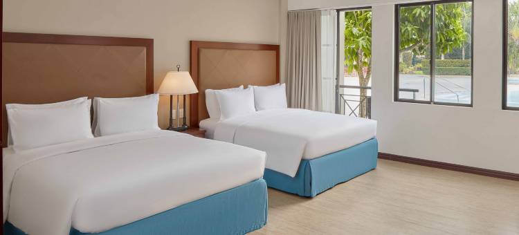 Holiday Inn & Suites Batangas Limapark图片