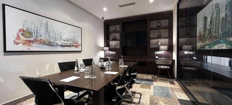迪拜阿尔巴沙希尔顿欢朋酒店(Hampton by Hilton Dubai Al Barsha)图片