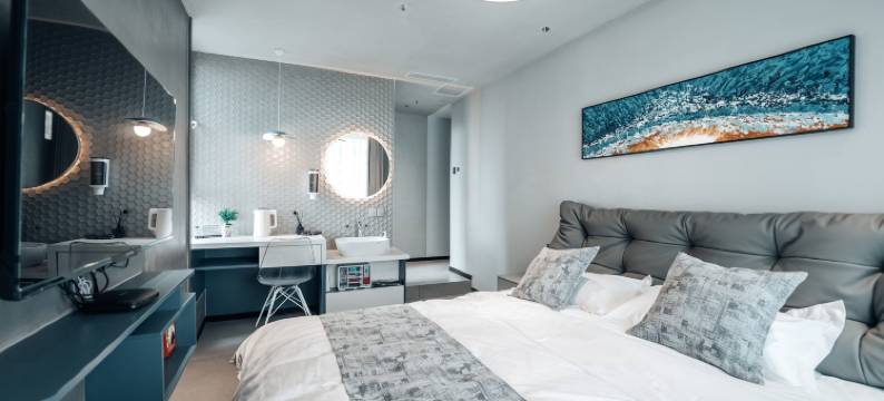 肃州区果丹皮民宿(酒泉万达广场店)图片