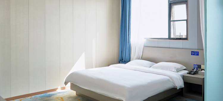 群豪国际酒店(南阳雪枫中路卧龙公园店)图片