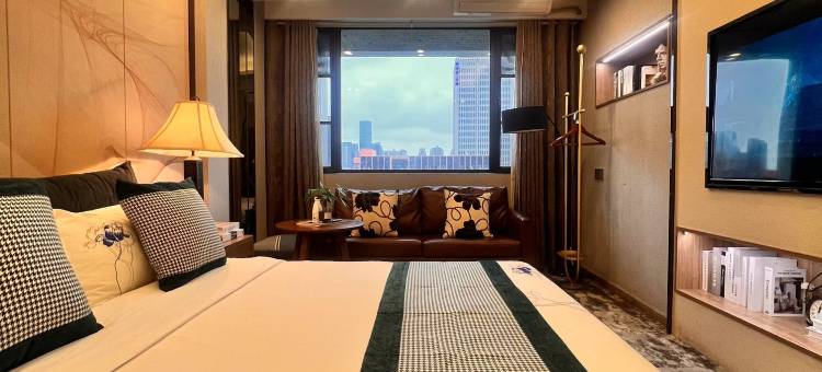 武汉德嘉艺术精品酒店(黄鹤楼粮道街店)图片