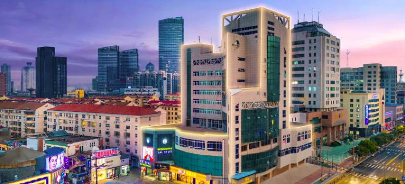 隆威悦舍酒店(连云港苏宁广场盐河古巷店)图片