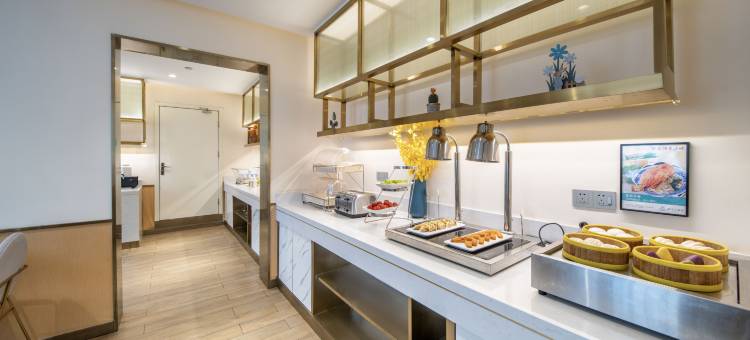 白玉兰酒店(西安航天城地铁站店)图片