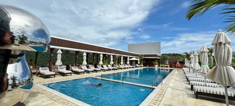 林巴山拉瓦尼亚别墅及公寓(Lavanya Villa and Residence by Rimba Hill)图片