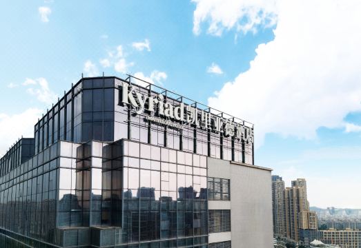 凯里亚德酒店（深圳龙岗中心城维百盛大厦店）外景图