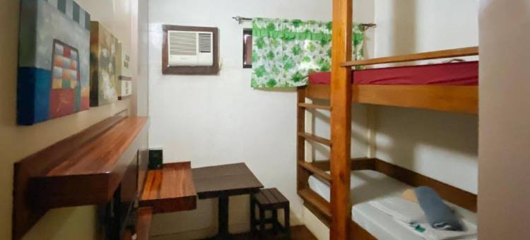 红多兹酒店@纳苏格布苏基特尔经济酒店(RedDoorz @ Sukitel Budget Hotel Nasugbu)图片