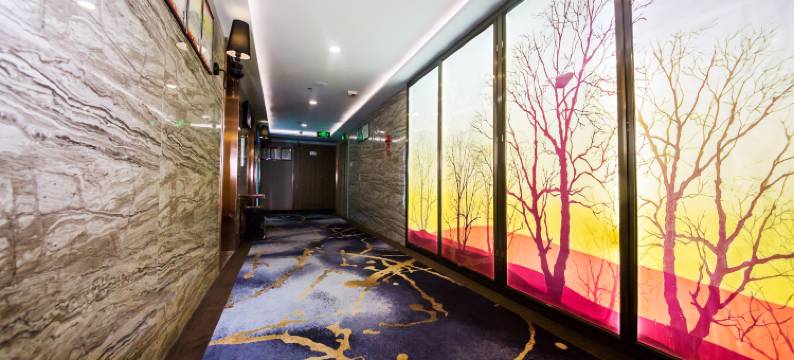 庆阳简格酒店(昊鑫时代广场小什字商业街店)图片