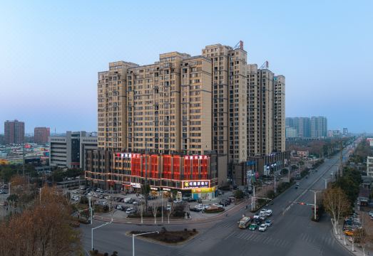 途派雅酒店（荆州监利人民医院常安步行街店）外景图