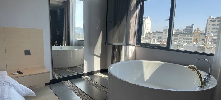 鑫帝三涧有渔•Leisure Resort•影音民宿(文山泰康小区店)图片