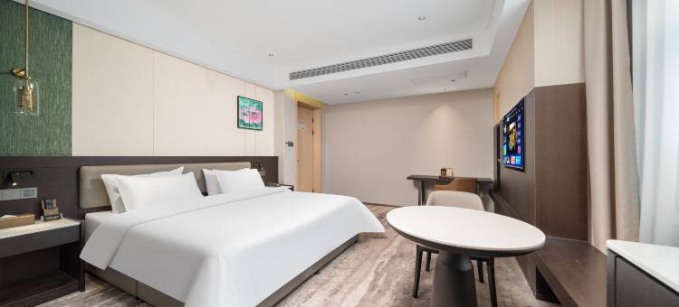 伊宁伊景酒店(六星街景区店)图片