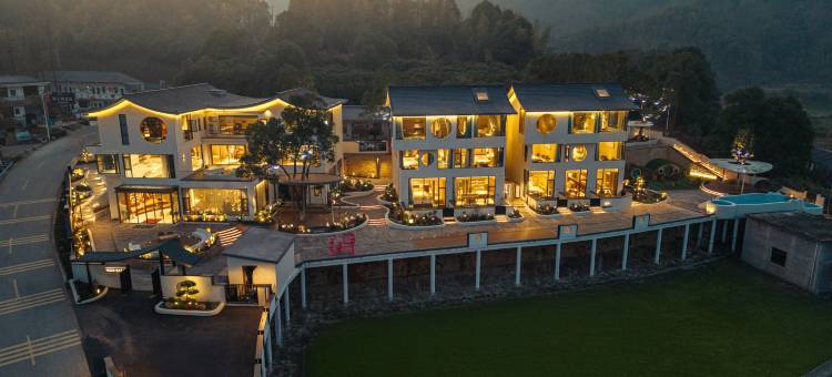 伴思缘轻奢美宿(梅岭狮子峰店)图片