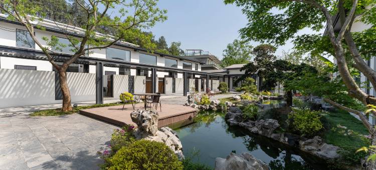 花筑·壹山伴水民宿(茅山东方盐湖城店)图片