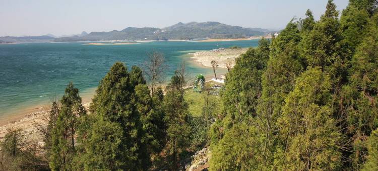 古埃蒙海景美宿(清镇红枫湖店)图片