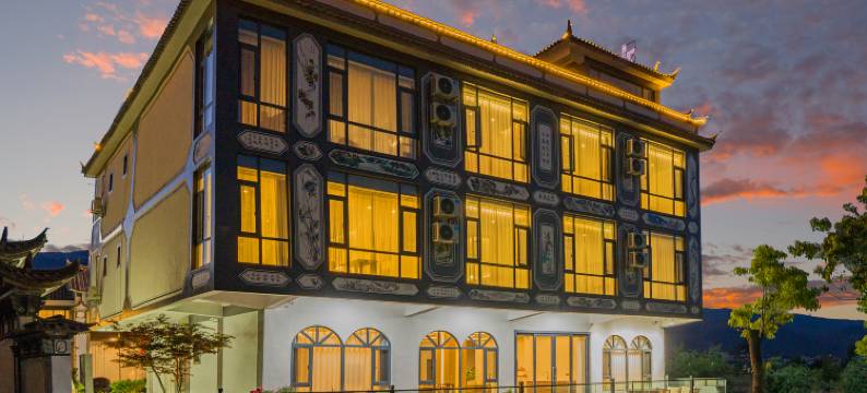 水泽缘Lakeview·云栖湖畔丨白族美学观景民宿(三义国际机场店)图片