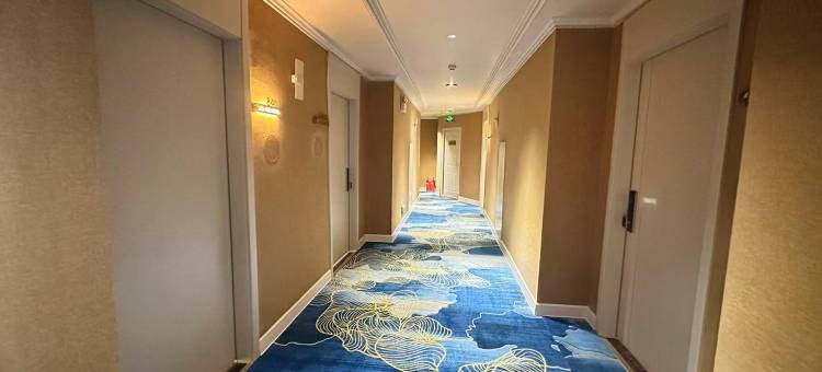 雅园酒店(广丰月兔广场店)图片