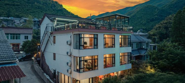 Sunrise云溪涧-枕山溯溪亲子团建别墅(莫干山店)图片