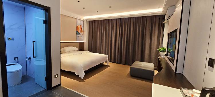 尉犁宏升智慧酒店图片