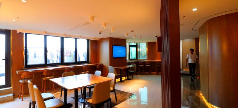 唯庭酒店(上海新华医院江浦路地铁站店)图片