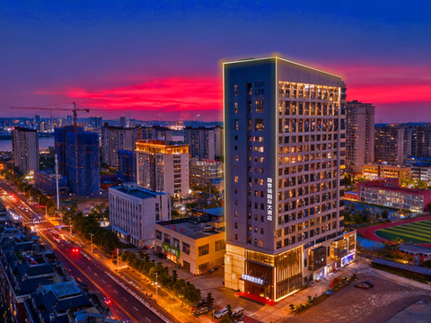 丹江口斯普瑞国际大酒店(丹江口大坝景区店)