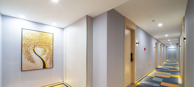 衢州喆缦君迩酒店(衢州学院店)图片