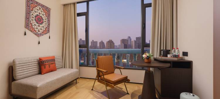 乌鲁木齐国际大巴扎和田二街弗洛拉·秘境酒店图片