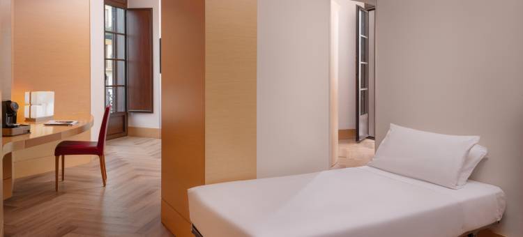 那不勒斯乌纳酒店(UNA Hotels Napoli)图片