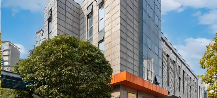 回禾越品酒店(上海嘉定丰庄地铁站店)图片