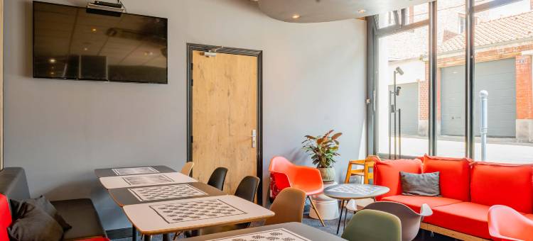 民宿酒店阿拉斯中心莱斯广场(B&B Hotel Arras Centre les Places)图片