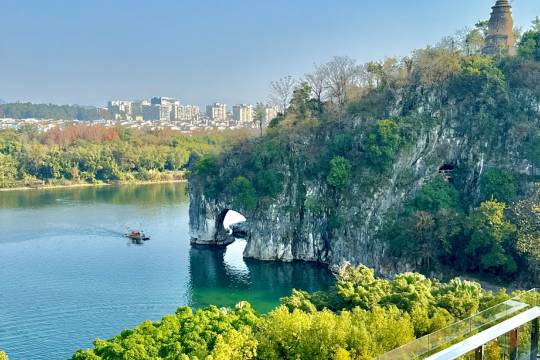 桂林璟象酒店(象鼻山景區兩江四湖店)