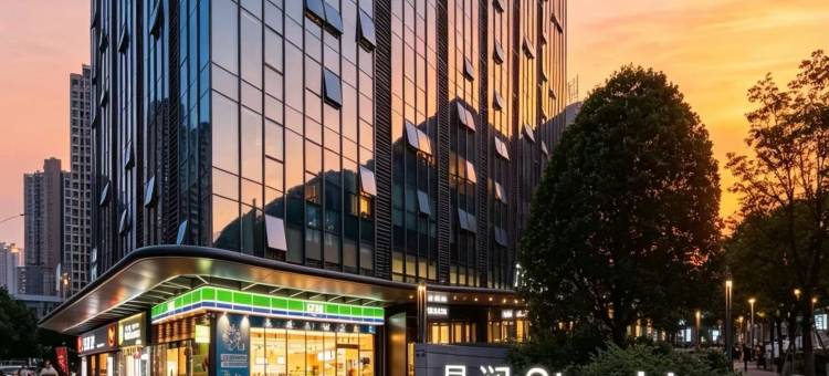 香江湾星澜STAR酒店(赣州万象城中央公园店)图片