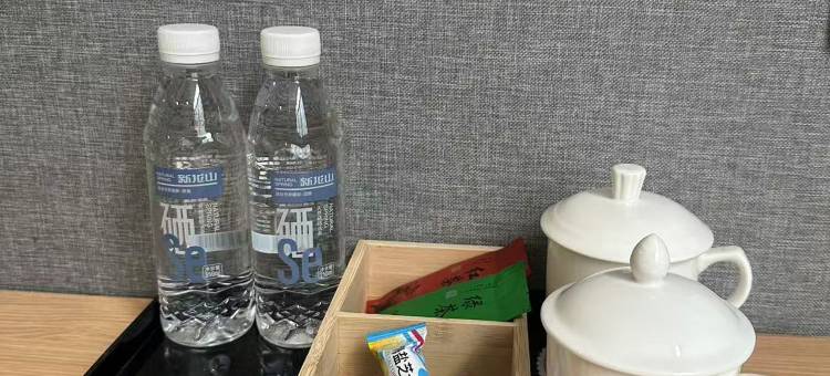 清欢云舍酒店(利川站店)图片