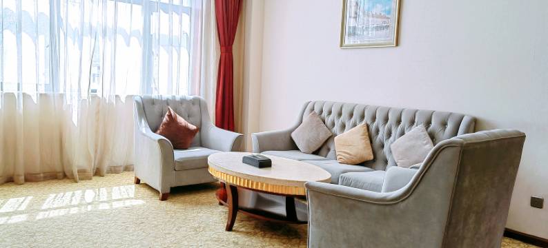 拉萨圣安大酒店图片