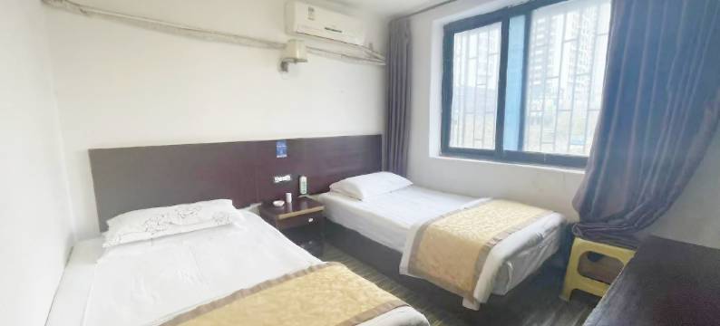 贵阳林春宾馆(贵阳火车站万象城店)图片