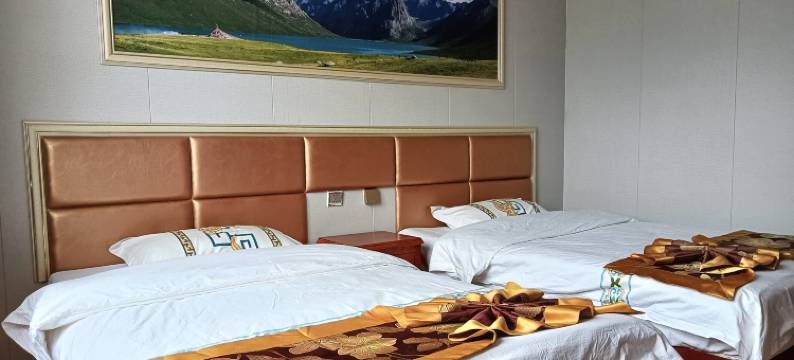 共和安多避暑酒店图片