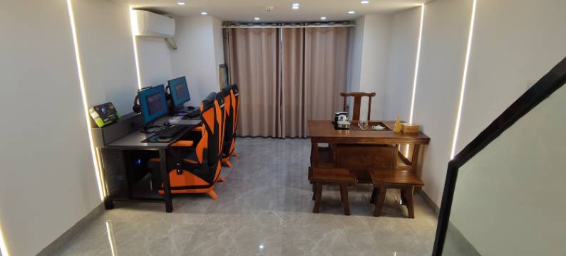 悦语π+电竞民宿(涉外经济学院一师范店)图片