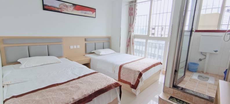 芹琴住宿(重庆新桥医院店)图片