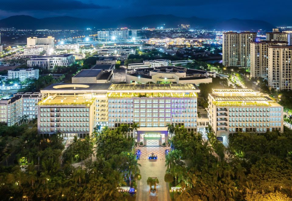 三亚王府度假酒店外景图