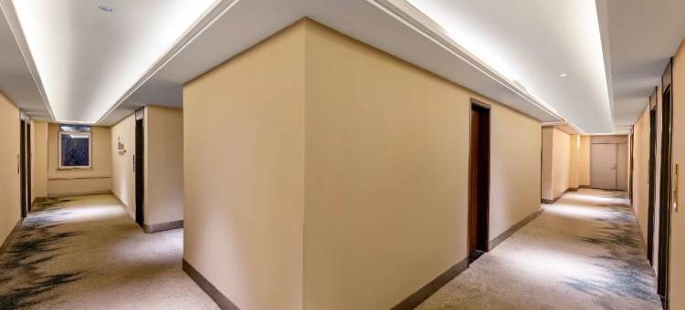 如家睿柏·云酒店(石家庄行唐唐尧大道西桥头店)图片