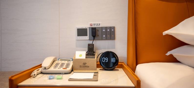 昆仑悦华酒店(河南博物院黄河路地铁站店)图片