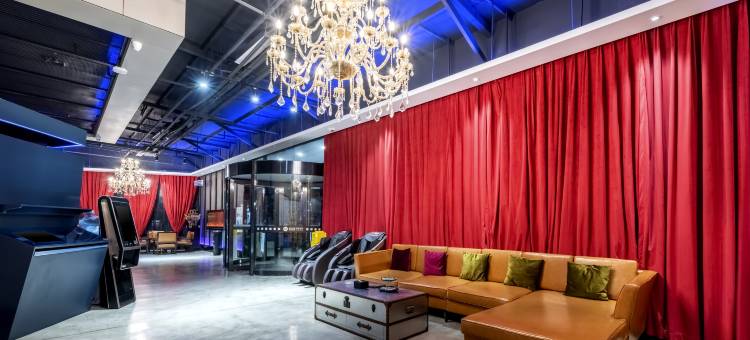 有戏电竞酒店(保定职业技术学院店)图片