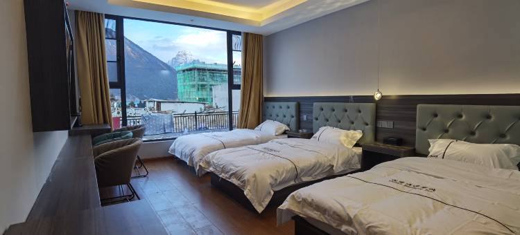 工布江达流恋精品客栈图片