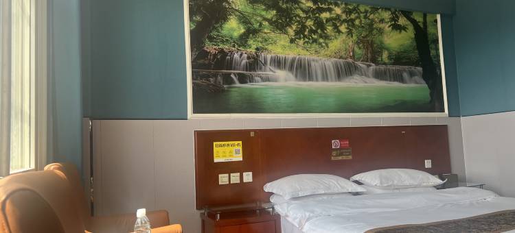 盈江信和商务酒店图片