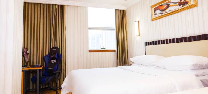 地平线电竞酒店(泰州姜堰淮海东路店)图片