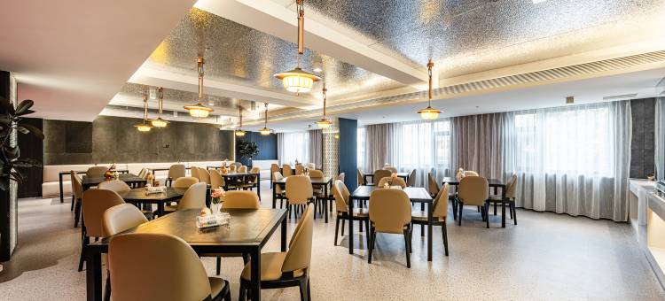 乐芃酒店(天津火车站天津之眼店)图片