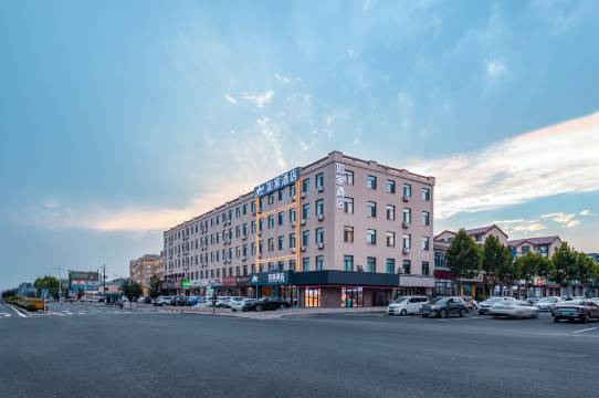 如家酒店(青岛胶东机场胶东地铁站店)