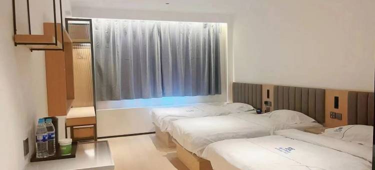 泗水艾格假日酒店图片