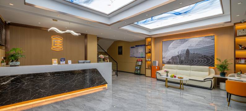 西双版纳景洪金程度假酒店(泼水广场江边夜市店)图片