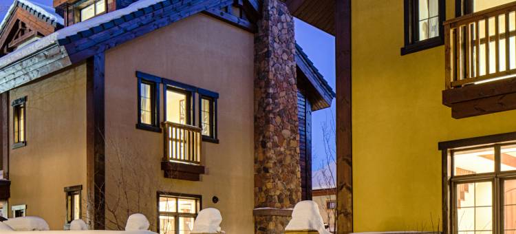 长白山和悦松鼠窝客栈(长白山西景区旅游服务集散中心店)图片