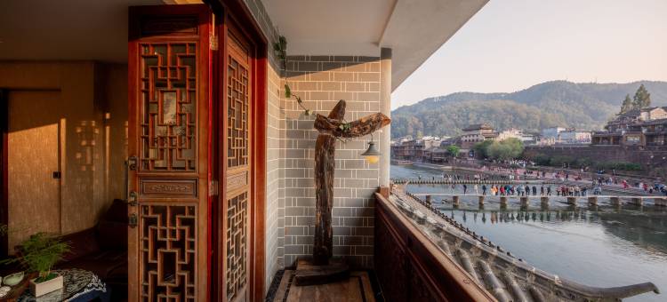 凤凰城精品酒店(凤凰古城店)图片